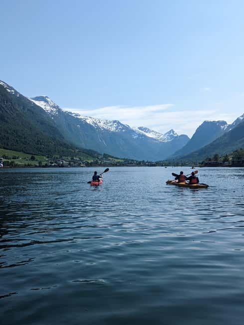 Olden: Guided beginner friendly fjord kayaking.Local company - Finding the meeting point beside the cruise quay