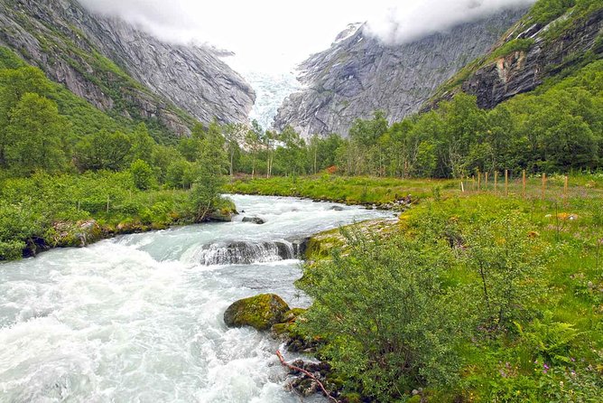 Olden Shore Excursion: the Amazing Briksdal Glacier - Starting the Briksdal Glacier walk