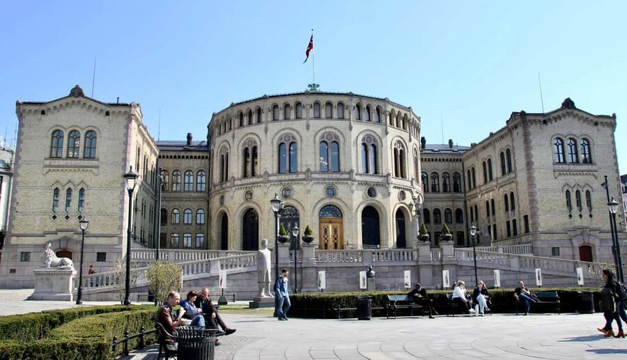 Oslo: 24 or 48-Hour Hop-On Hop-Off Sightseeing Bus Ticket - Who should book this Oslo bus tour?