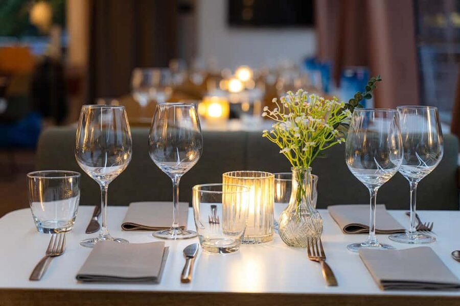 Oslo: 3-course Dinner Cruise in the Oslofjord - The first course, with Oslo opening up outside