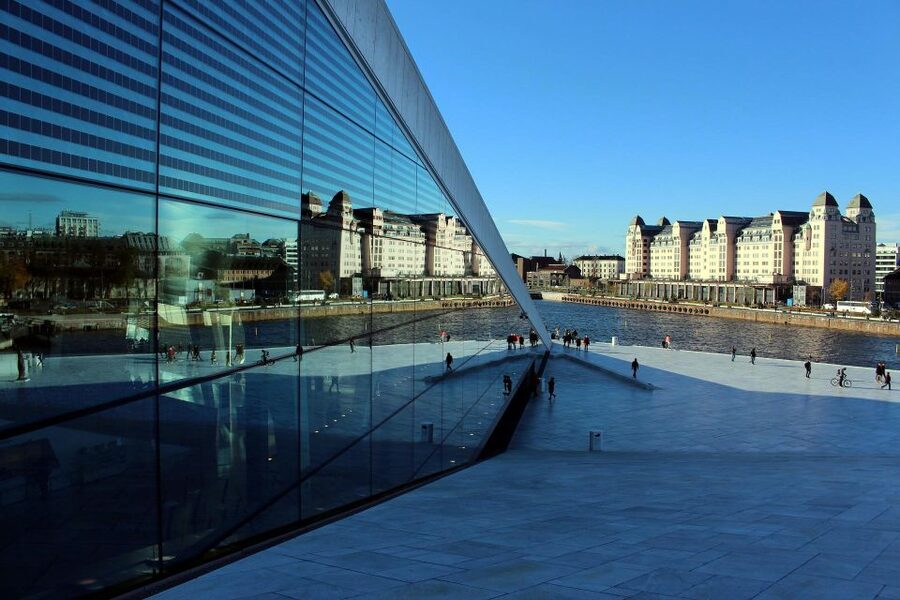 Oslo: Best of Oslo Walking Tour and Hop-on Hop-off Bus Tour - Why this package works well in Oslo