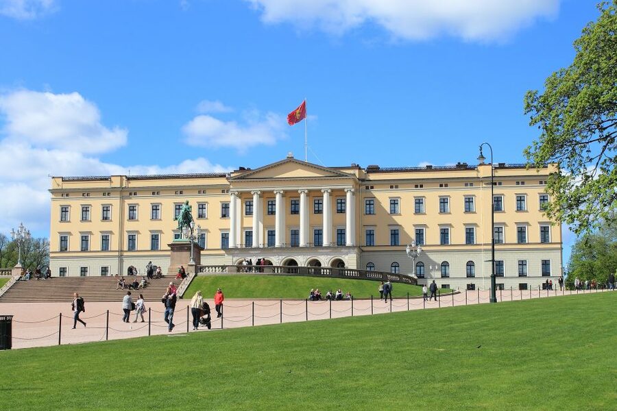 Oslo: Best of Oslo Walking Tour and Hop-on Hop-off Bus Tour - Museums and sights beyond the center