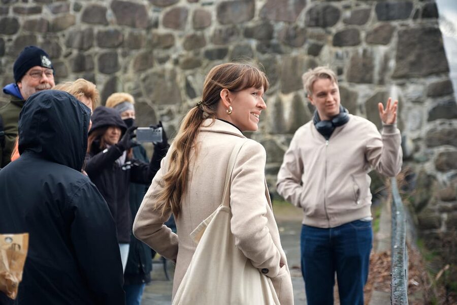 Oslo: City Highlights Walking Tour - What the guides add to the experience