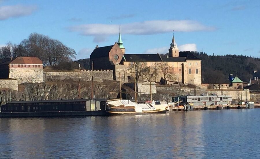 Oslo: City Walking Tour - What the private format changes