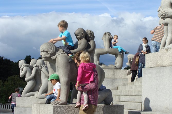 Oslo Combo Tour: Grand City Tour and Oslo Fjord Cruise - Food, walking, and what to pack