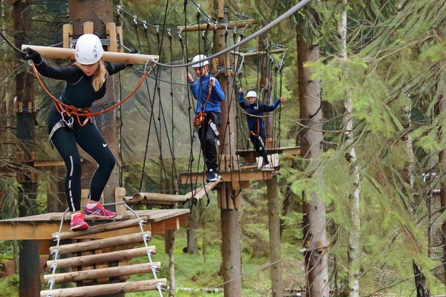 Oslo: Day ticket to Oslo's favourite Climbing Park - What to bring and what stays behind