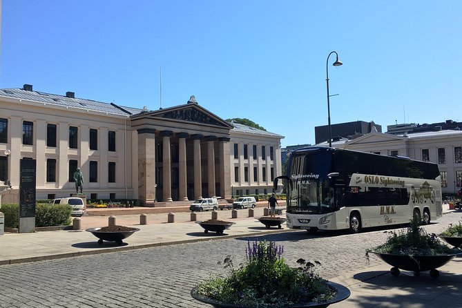 Oslo Discovery Tour - Vigeland Park and its remarkable human figures