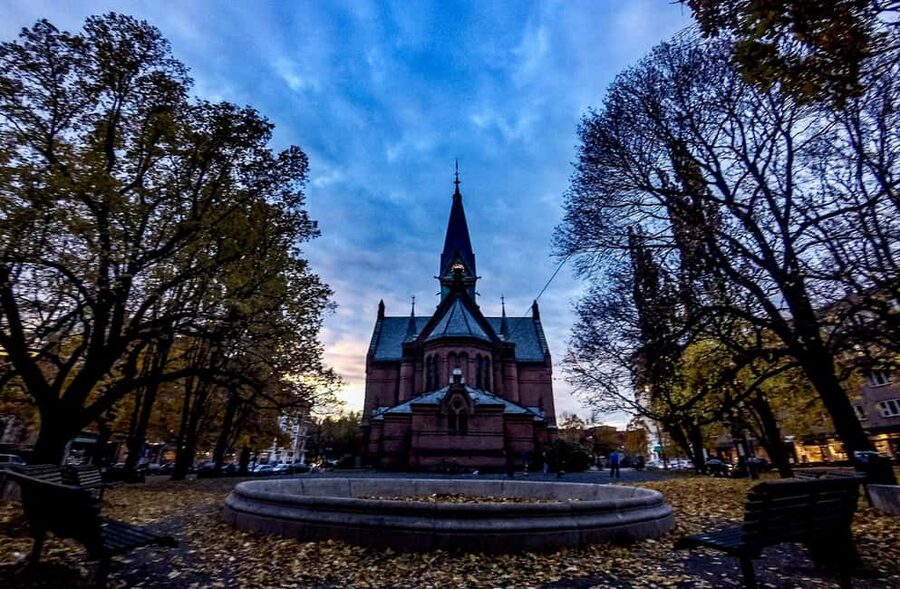 Oslo El-Bike Panorama Tour - Mathallen finishes with Oslo’s food culture