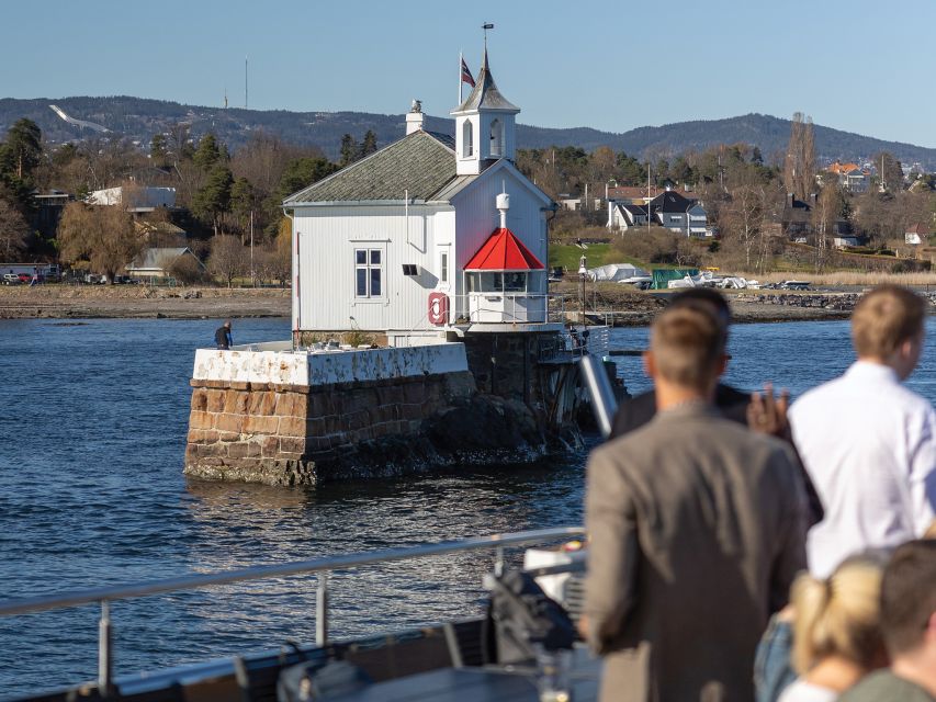 Oslo: Electric Boat Cruise with Brunch - Indoor comfort, outdoor views, and the best seat strategy