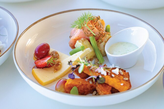 Oslo fjord 3-Course Dinner Cruise with Live Music - Who should book this Oslofjord dinner cruise?