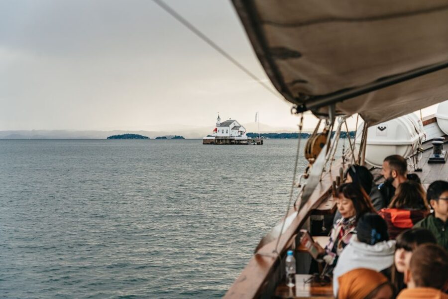 Oslo: Fjord Evening Cruise with Shrimp Buffet - Sunset, Music, and the Shared-Table Mood