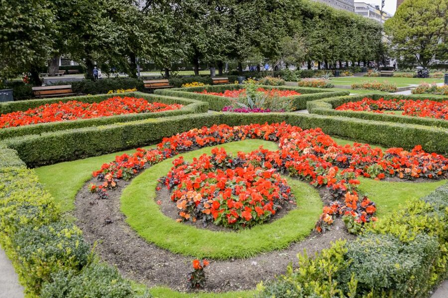 Oslo: Grand City Sightseeing Tour by Bus with Fjord Cruise - Finishing on the Oslofjord