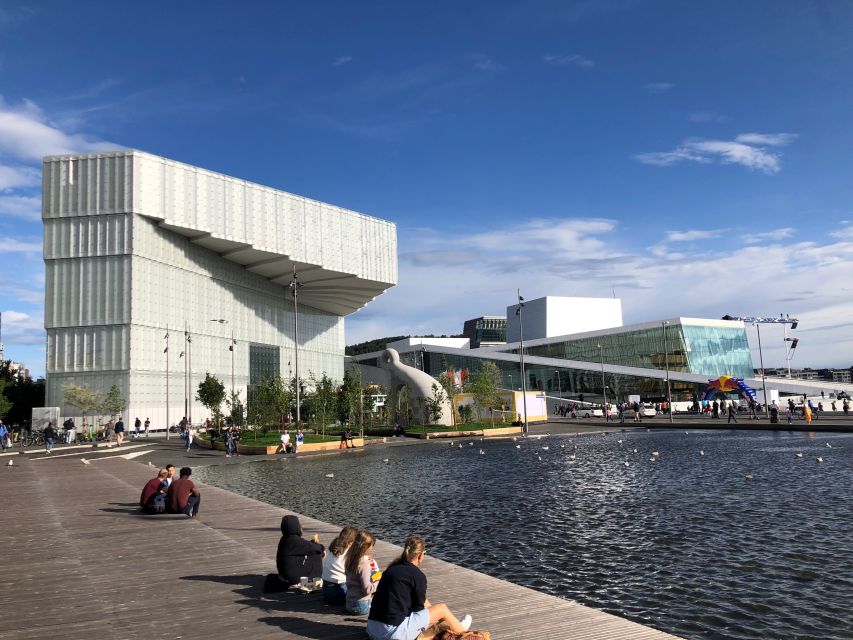 Oslo: Guided Oslo Highlights Tour by bus & Oslofjord cruise - One artist fills Vigeland Sculpture Park