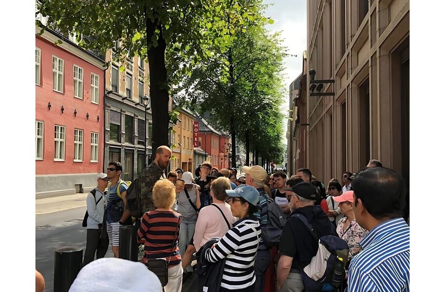 Oslo: Guided Walking Tour of Central Oslo - Weather, pace, and practical comfort