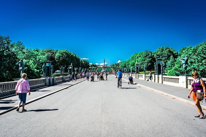 Oslo Highlights Private Walking Tour - One hour with Gustav Vigeland’s sculptures