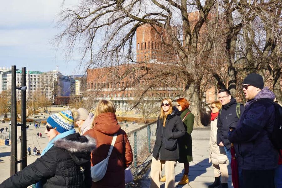 Oslo: History, Art and Secrets Tour - Karl Johans Street and the city center