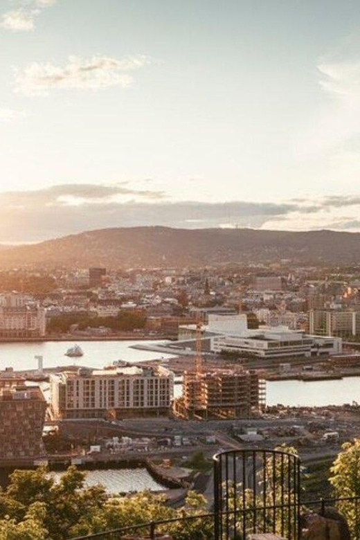 Oslo : Must-See Attractions Walking Tour With A Guide - Akershus Fortress and old Oslo