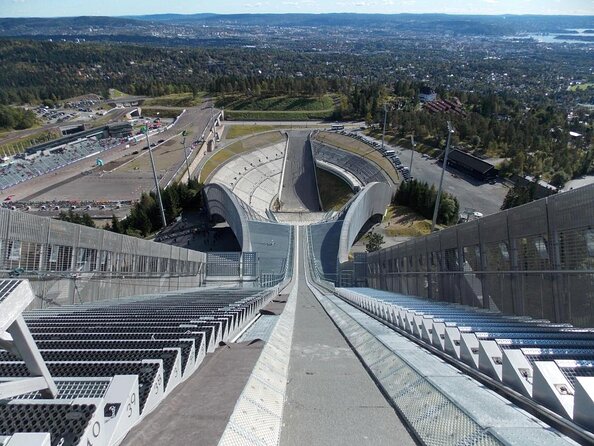 Oslo Panorama Tour with Holmenkollen Ski Jump and Vigeland Park - Key points at a glance