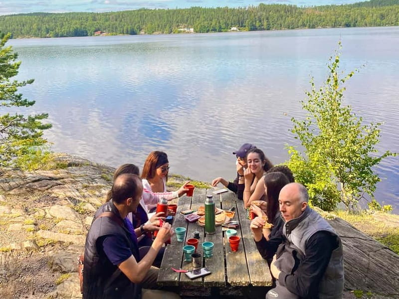 Oslo: Scenic Forest Hike with Dog & Local Guide - What the small group changes