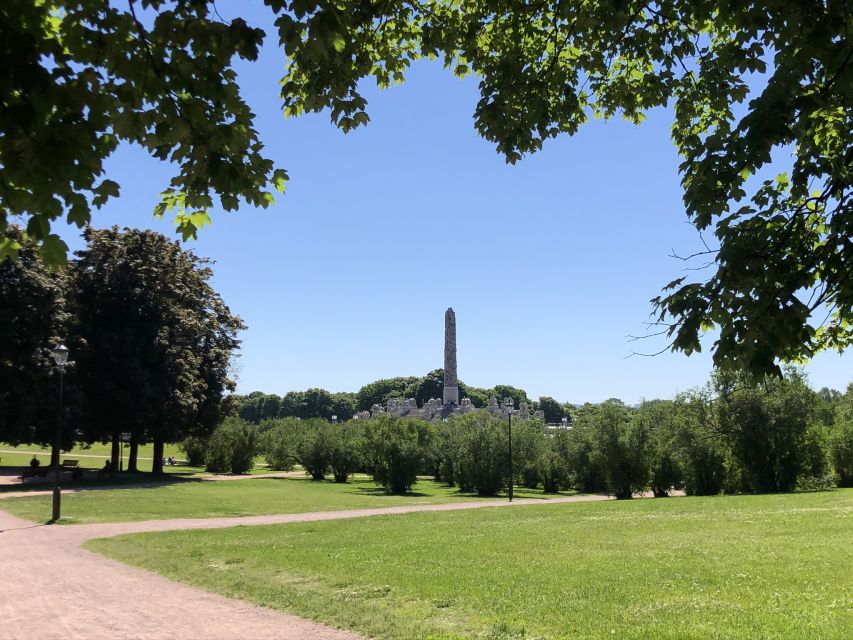 Oslo: Sightseeing with Holmenkollen Ski Jump & Vigeland Park - Who should book this experience?