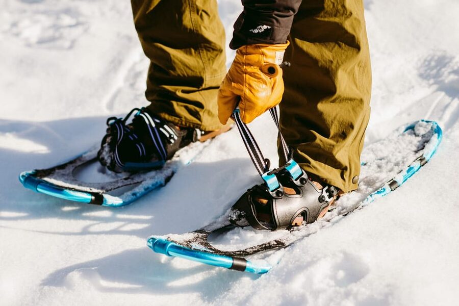 Oslo: Snowshoeing in the Forest with Norwegian BBQ - Snowshoes, fresh tracks, and a flexible three-hour route