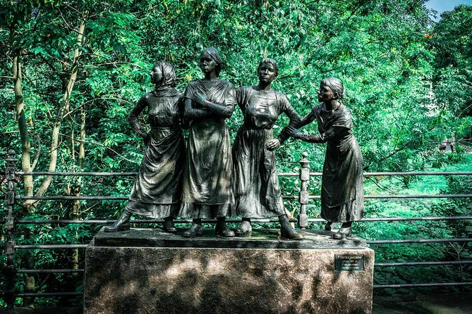 Oslo & Vigeland Park Private Walking Tour - Oslo in one walk, from Nobel diplomacy to Vigeland sculpture