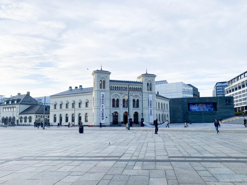 Oslo Walking Tour with Passionate Founder, Shared or Private - A strong first look at Oslo, from Opera House to fortress