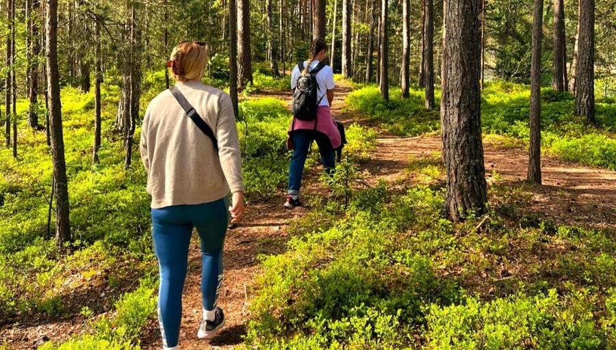 Oslo: Yoga & Hiking with a dog - A 75-minute Vinyasa class for all levels