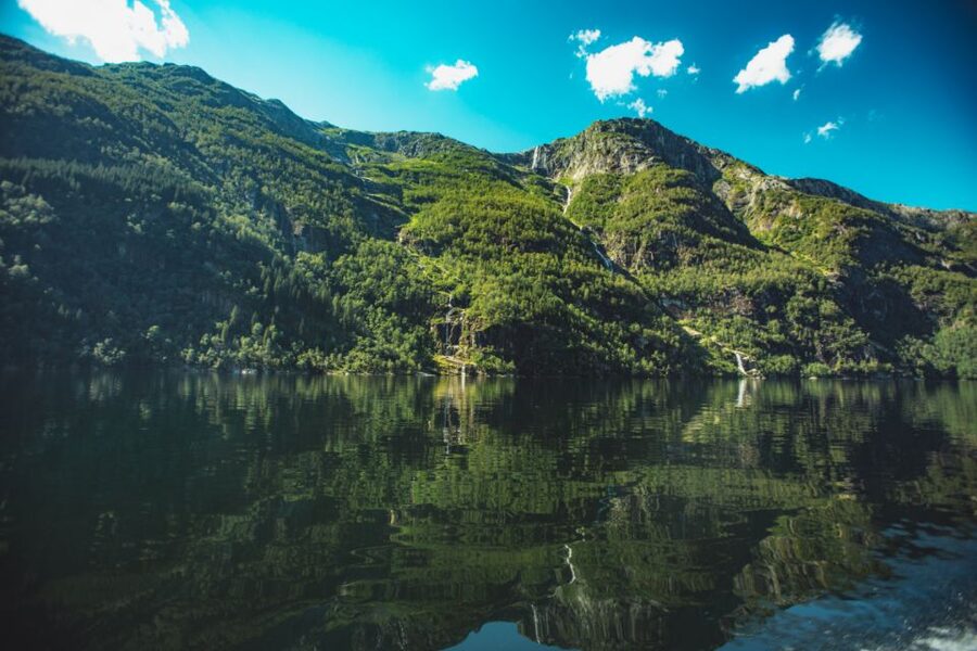 Øystese: Hardangerfjord and Fyksesund RIB Fjord Adventure - Safety, comfort, and who should skip it