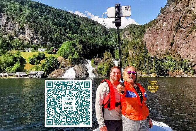Private Cruise: Mostraumen by Zodiac or Lux Pontoon Boat - Why this small-boat tour feels different from Bergen’s big fjord cruises