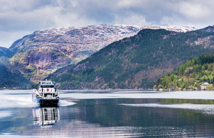 Private Day Tour- Flam Railway & Fjord Cruise From Bergen - The Flåm Railway Museum or a Viewpoint