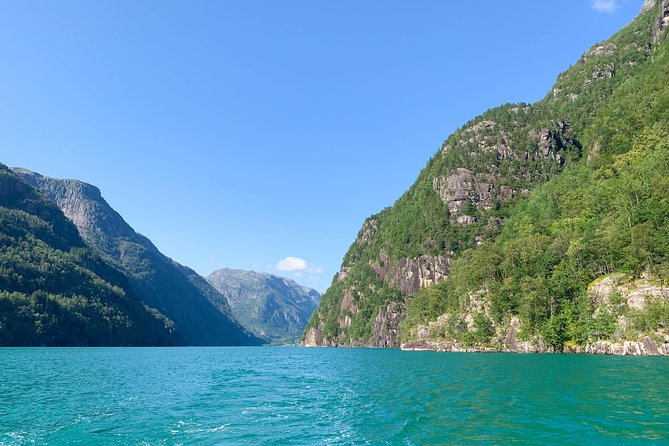 Private Fjord and waterfalls cruise to Modal- Mostraumen - From Bergen to the Nordhordland Bridge