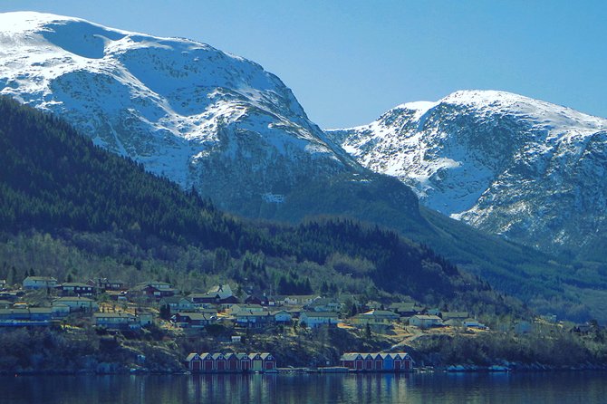 PRIVATE GUIDED TOUR: Folgefonna Glacier roundtrip from Bergen, 8 hours - Why the private vehicle matters