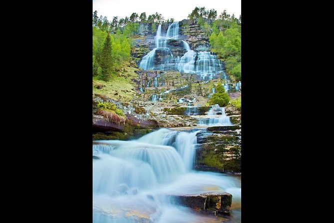 PRIVATE GUIDED TOUR: King of the Fjords – round trip to the Sognefjord, 11 hours - What the $917.68 price really buys
