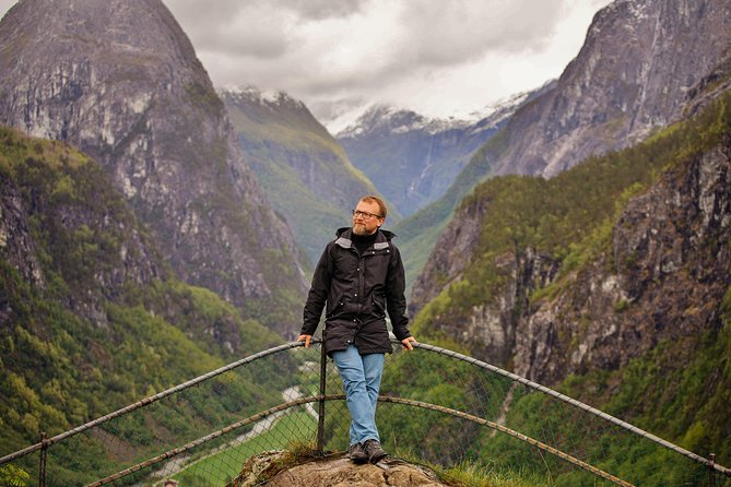 PRIVATE GUIDED TOUR: Norway's Highlights – Viking Special, 11-12 hours – WINTER - The ride back to Bergen