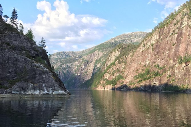 PRIVATE GUIDED TOUR: Secrets of the Fjords - the Osterfjord and Mo, 6-7 hours - Key points to know before booking