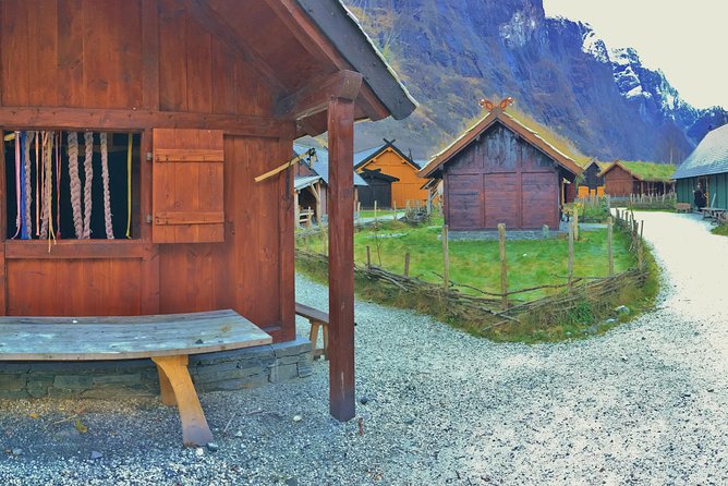 PRIVATE GUIDED TOUR: World Heritage Fjord Landscape – Viking Special – from Flåm - Small details that can make the day better