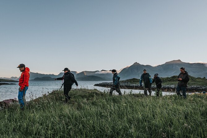 Private Kayak & Hike To Bunes Beach - Three hours among the peaks by kayak