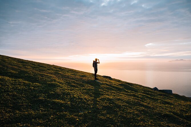 Private Midnight Tour To Gimsøya - The bonfire and simple food