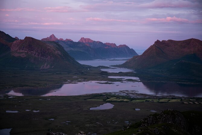 Private Midnight Tour To Gimsøya - What $1,907 means for your group
