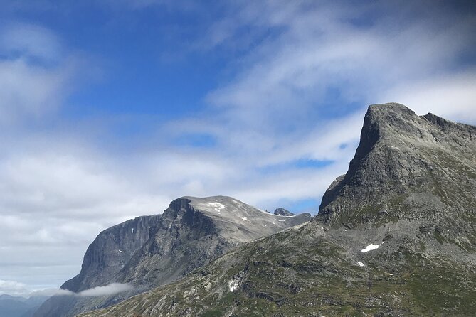Private shore excursions Troll road in 5-7 groups - Gudbrandsjuvet adds a fast river stop