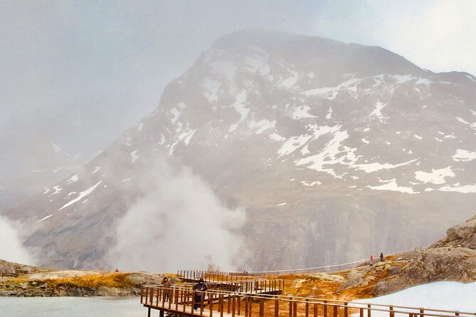 Private shore excursions Troll road in 5-7 groups - Valldal is the sweetest stop