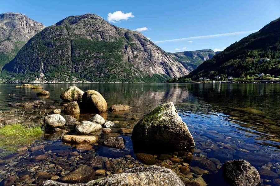 Private Tour-Hardangerfjord, Voss Gondol &4 Great Waterfalls - Why this private Bergen day trip works