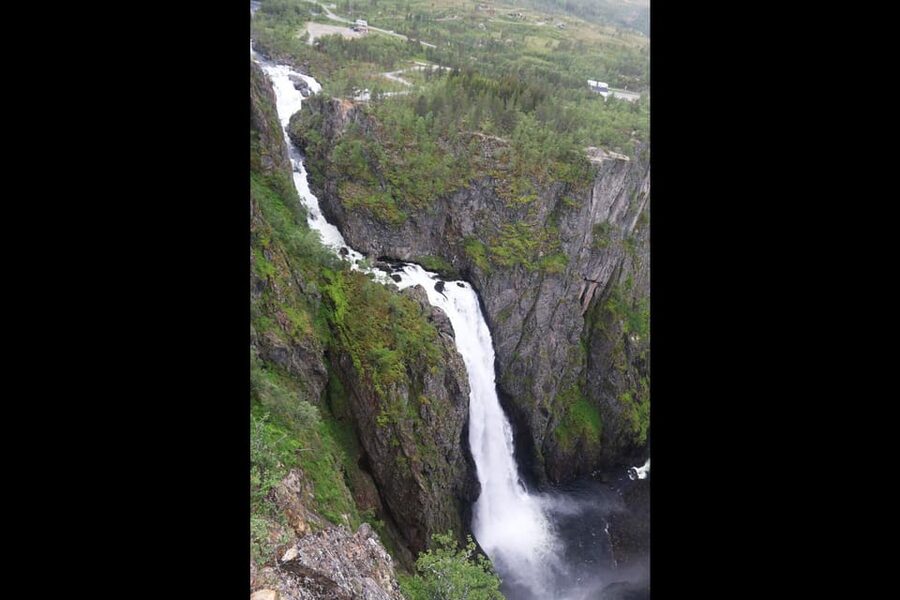 Private Tour-Hardangerfjord, Voss Gondol &4 Great Waterfalls - The Måbødal valley and 182-meter Vøringsfoss