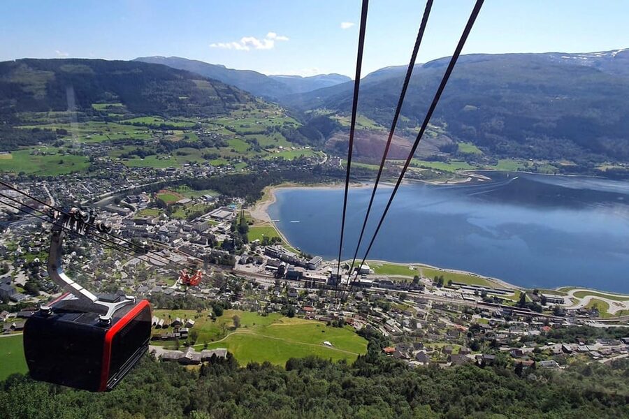 Private Tour-Hardangerfjord, Voss Gondol &4 Great Waterfalls - Steinsdalsfossen and Fossen Bratte: two early waterfall stops
