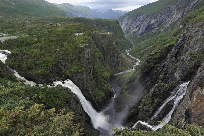 Private tour - Hardangerfjord, Voss Gondola & 4 Great Waterfalls - Walking behind Steinsdalsfossen