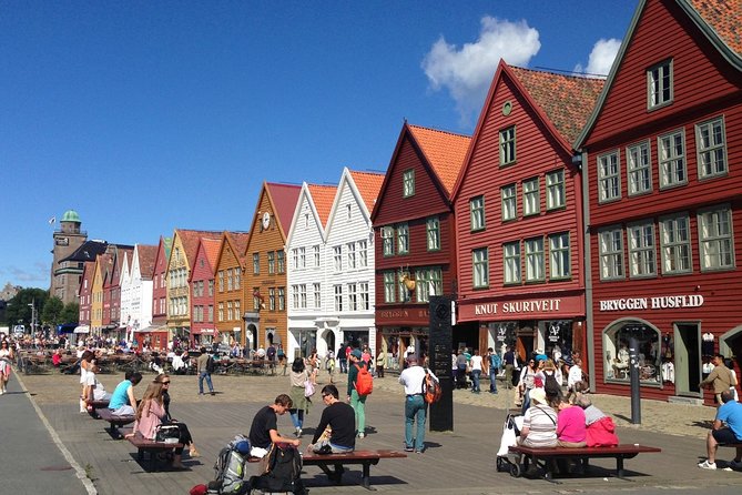 Private Transfer From Bergen Airport to City Centre - Meeting your driver inside Bergen Airport