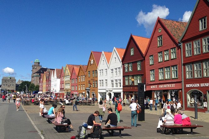 Private Transfer From Bergen Hotel to Bergen Airport - Early departures are where the service matters most