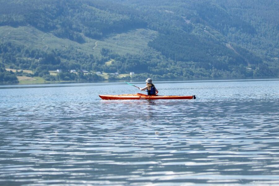 Rental - Sea Kayak - Choosing between a single kayak, double kayak, and canoe