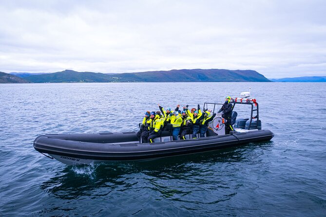 RIB Expedition to Seiland National Park - 3.5h - The changing views toward Seiland